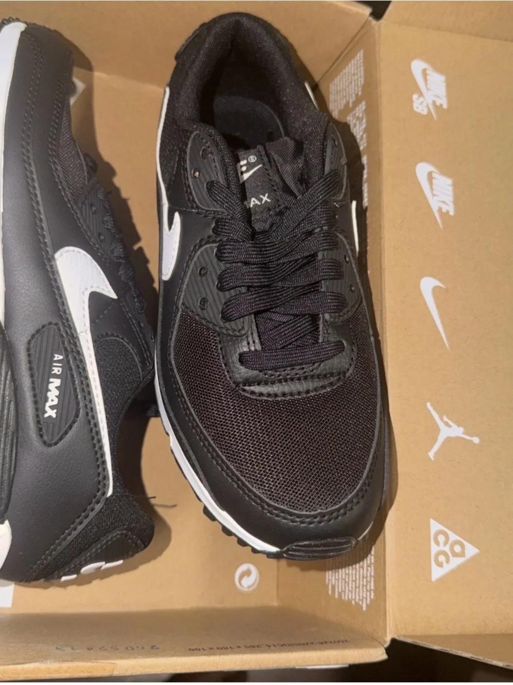 NIKE AIR MAX 90 LIFESTYLE WOMEN'S SZ 6 DH8010-002  BLACK WHITE